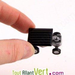 Mini-bolide solaire: La plus petite voiture solaire au monde