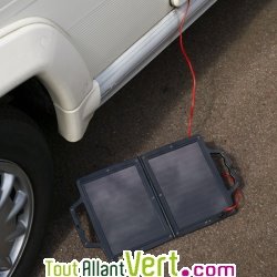 Valise solaire pour maintien/charge de la batterie de v�hicule 4Watt 12V Solar Tech