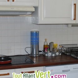 D�pollueur d\'air int�rieur Eco-Design odeur, bact�rie et COV par Photocatalyse