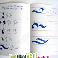 Cahier de calligraphie: exercices d\'apprentissage 100% recycl�