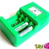 Batboostor Deluxe Chargeur r�volutionnaire de piles jetables Deluxe AES Technology