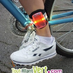 Brassard de signalisation lumineuse solaire Anklelite de Pedalite