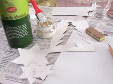 Comment faire ses d�corations sur les fen�tres au blanc de meudon?