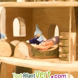 Petite Maison d\'elfs en bois  35x30x40cm