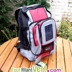 Sac � dos solaire 25 litres Rouge panneau 1.2W + Batterie � piles Ni-MH