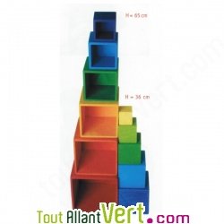 Cube empilable color� en bois
