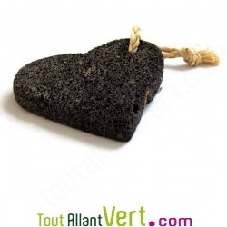 Pierre ponce volcanique coeur avec ficelle