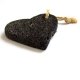 Pierre ponce volcanique coeur avec ficelle