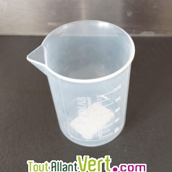 B�cher gradu� en plastique, 100ml, Centifolia