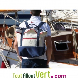 Grand sac � dos en voile de bateau recycl�, 42 cm