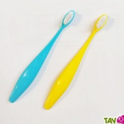 Brosse  dents enfant poils en nylon, tte changeable 2-6 ans de Caliquo