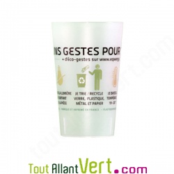 Gobelet en plastique recycl - mes bons gestes pour la plante