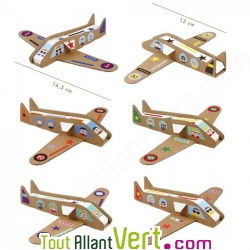 6 avions en carton � fabriquer + 120 stickers, 4-11 ans