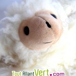 Marionnette agneau touffu 100% laine 27cm