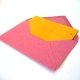 Enveloppes recycl�es rustiques framboise + cartes jaunes x20