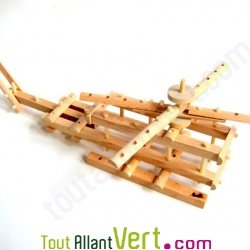 H�licopt�re en bois naturel � monter Equilibrist